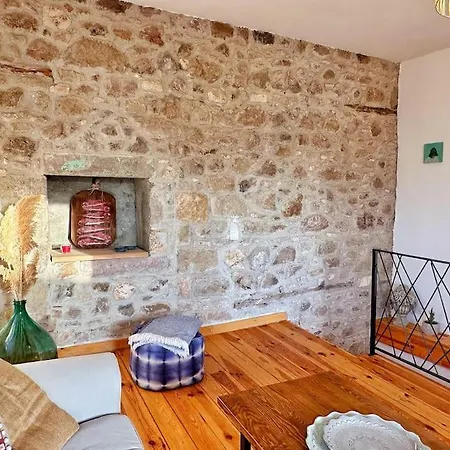 Holiday home Old Stone House With Seaview And Balcony Ayvalik
